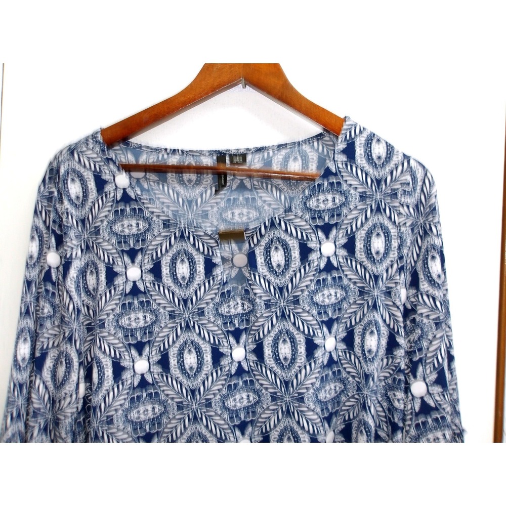 NEW DIRECTIONS Blue White Pattern Bell Sleeve Top Women's Size L / #1297